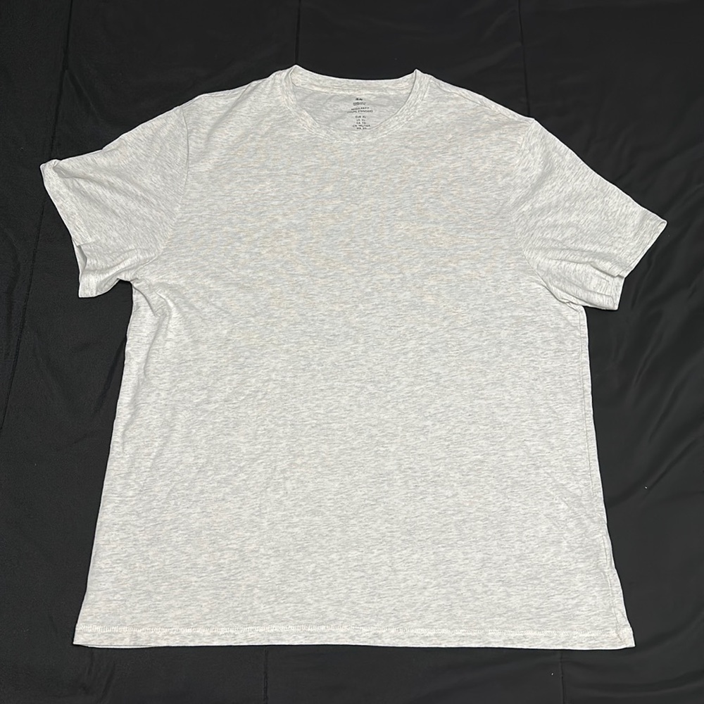 New without tags Grey t shirt men’s size  extra large, never worn